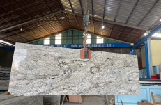 CHỌN MÀU ĐÁ HOA CƯƠNG CHO KHÔNG GIAN CỦA BẠN