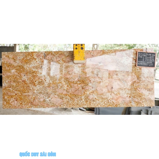 Đá hoa cương Vàng Hoàng Gia (Royal Gold Granite)