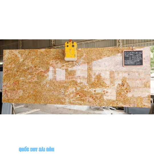Đá hoa cương Vàng Hoàng Gia (Royal Gold Granite)