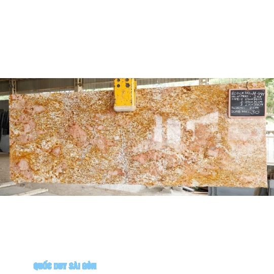 Đá hoa cương Vàng Hoàng Gia (Royal Gold Granite)